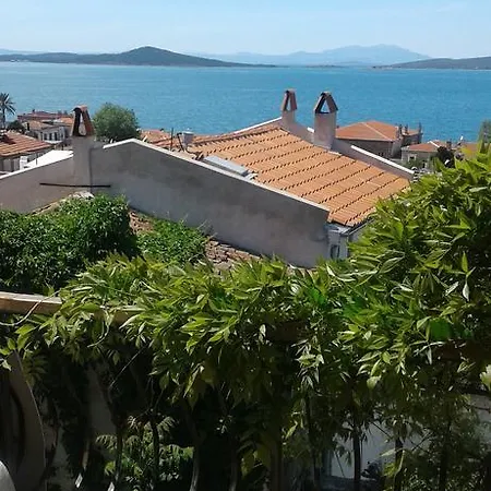Willa Tarihi Kucuk Tas Konak 2